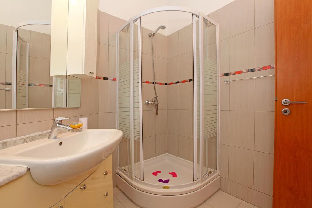 Guest House Kod Peskarije Vela Luka Room photo