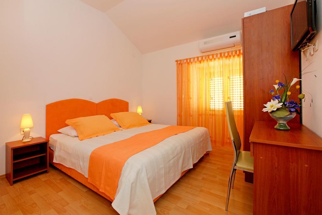 Guest House Kod Peskarije Vela Luka Room photo