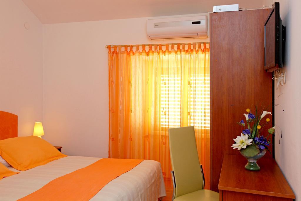 Guest House Kod Peskarije Vela Luka Room photo